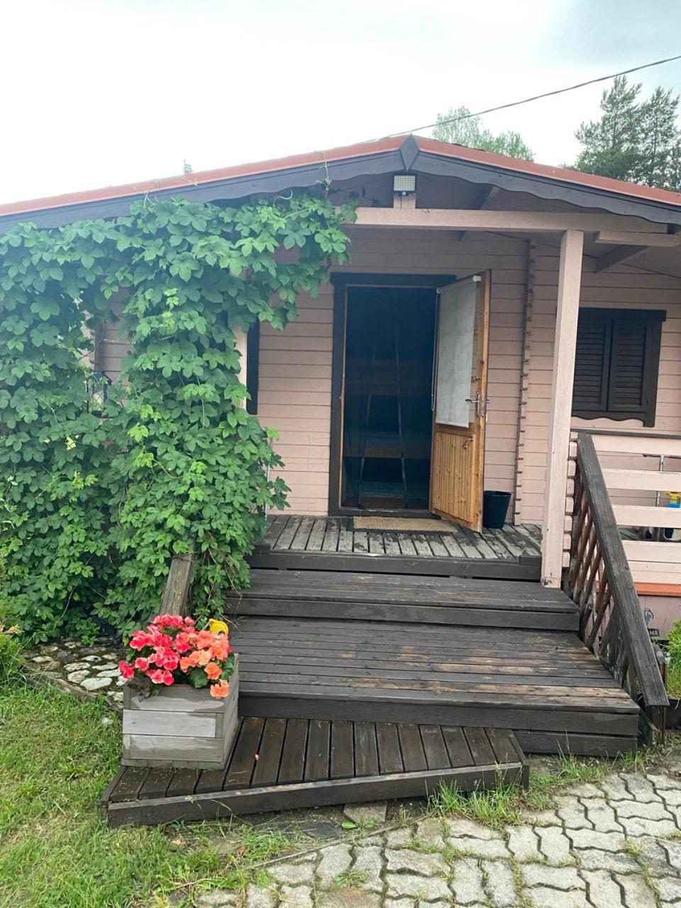 Kuru Guest House Eksteriør billede